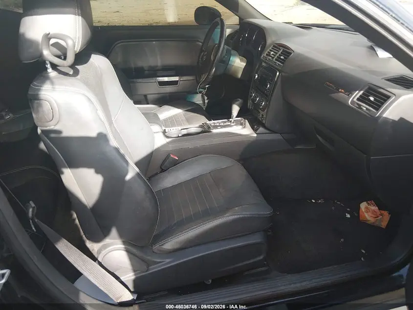 2011 DODGE CHALLENGER  