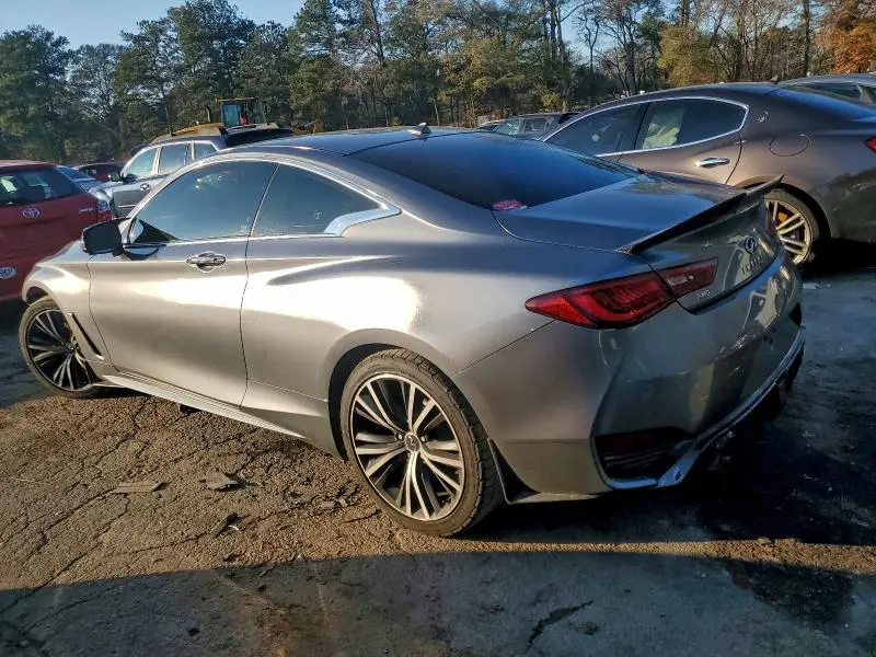 2021 INFINITI Q60 LUXE  