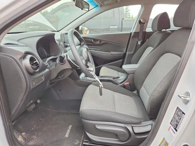 2018 HYUNDAI KONA SE  