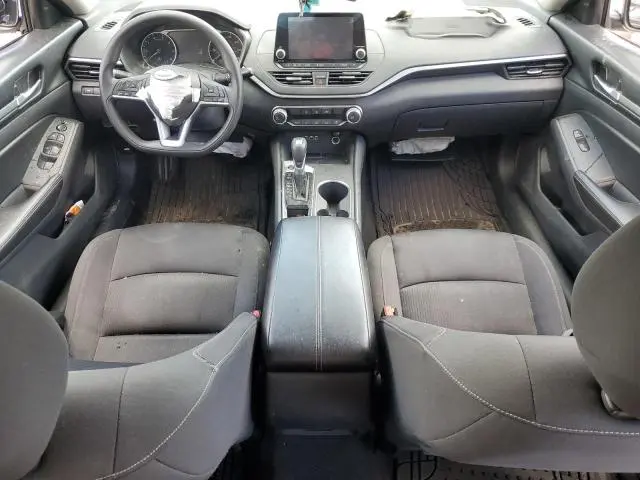 2022 NISSAN ALTIMA SV  