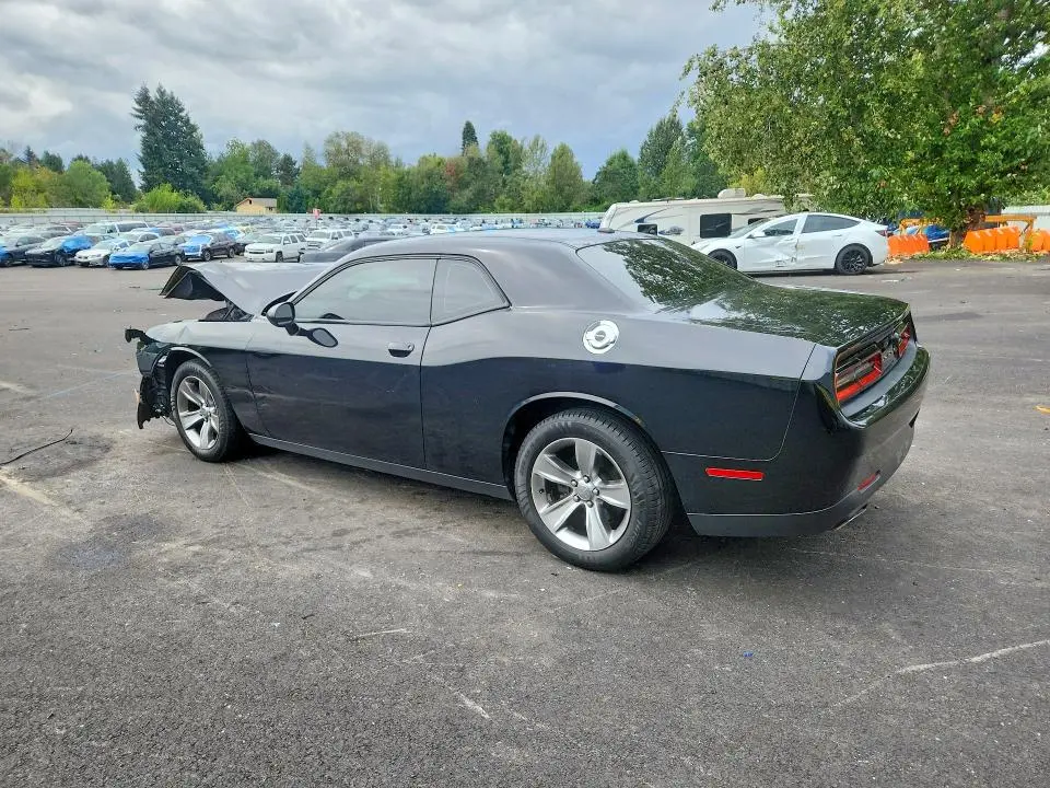 2015 DODGE CHALLENGER SXT  