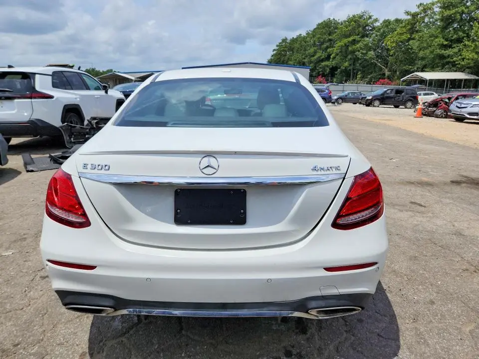 2017 MERCEDES-BENZ E 300 4MATIC  