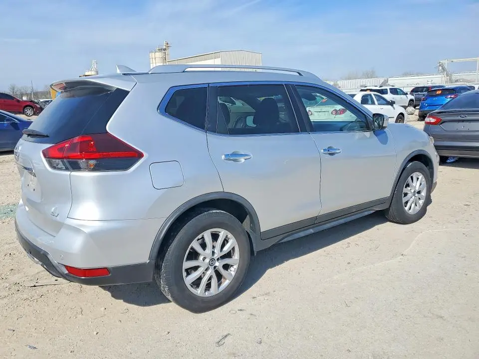 2020 NISSAN ROGUE SV  