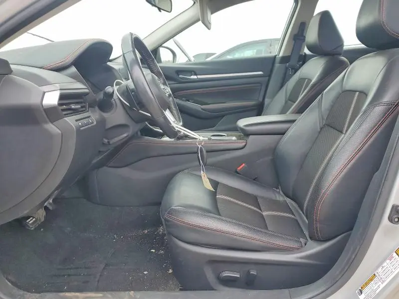 2023 NISSAN ALTIMA SR  