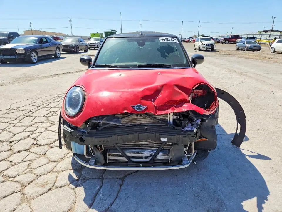 2024 MINI COOPER   