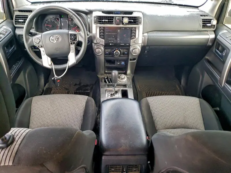 2023 TOYOTA 4RUNNER SE  