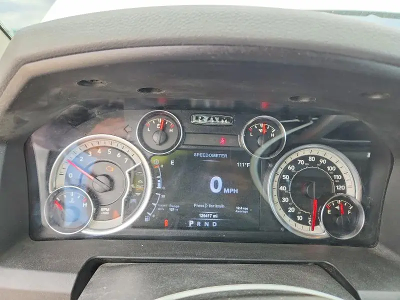 2017 RAM 1500 SLT  