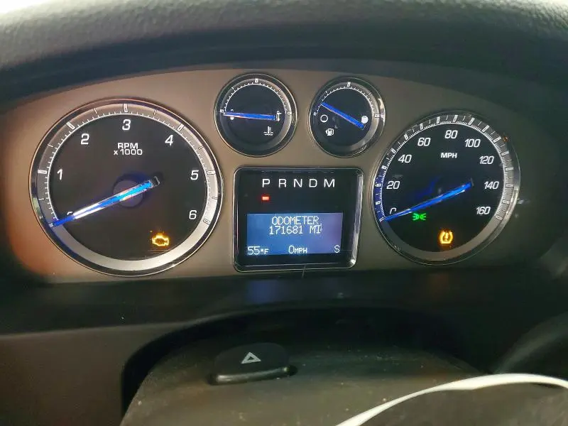 2011 CADILLAC ESCALADE EXT LUXURY  