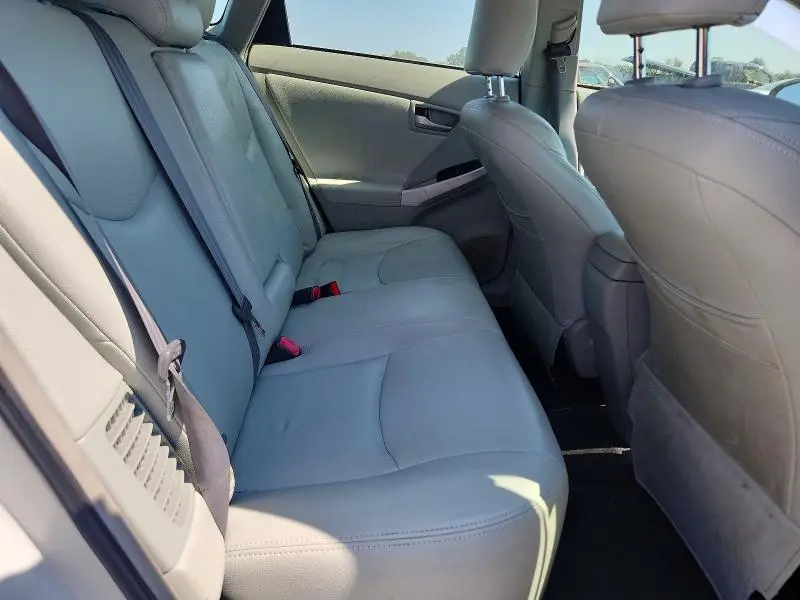 2013 TOYOTA PRIUS THREE  