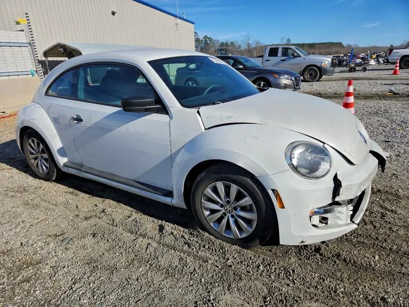 2016 VOLKSWAGEN BEETLE 1.8T  