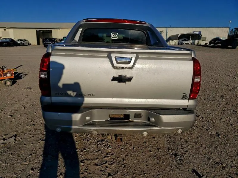 2013 CHEVROLET AVALANCHE LS  