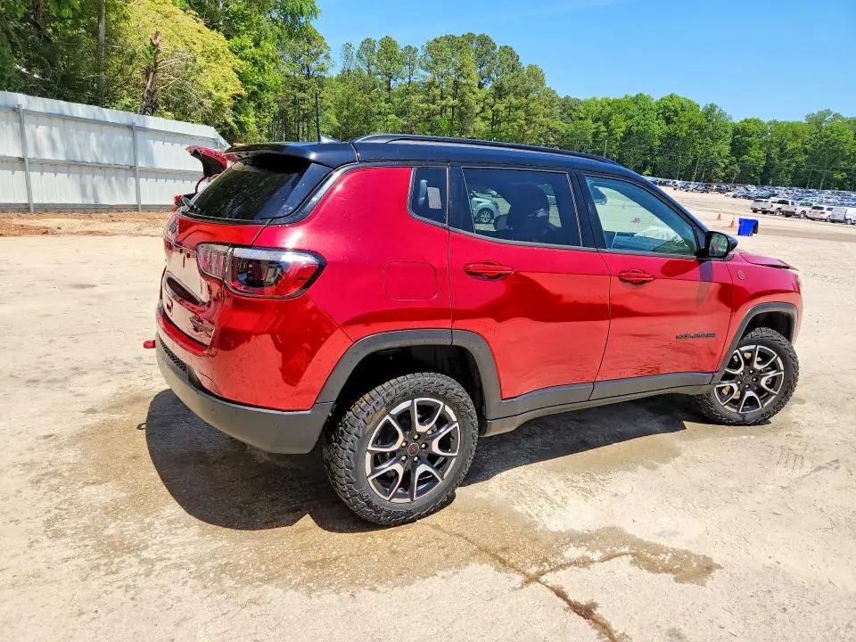 2025 JEEP COMPASS TRAILHAWK  