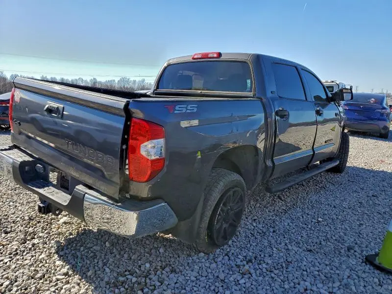 2019 TOYOTA TUNDRA CREWMAX SR5  