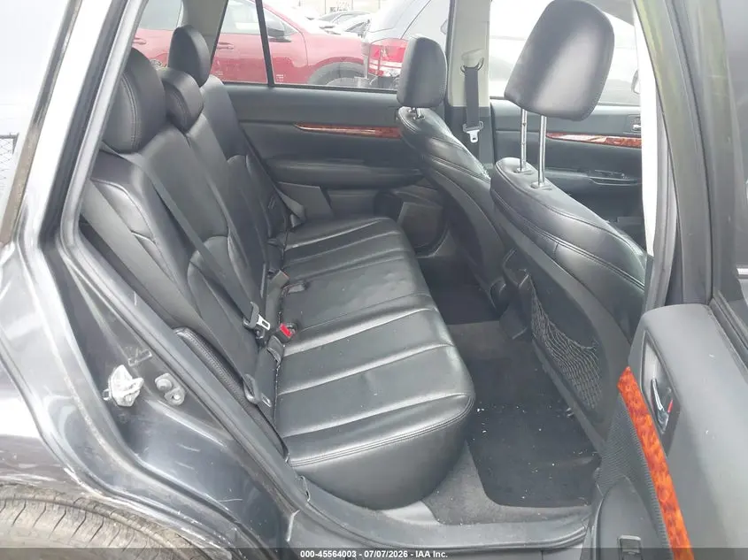 2010 SUBARU OUTBACK 2.5I LIMITED