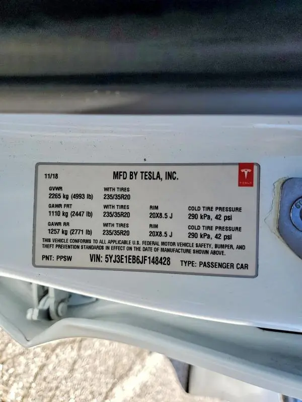 2018 TESLA MODEL 3   