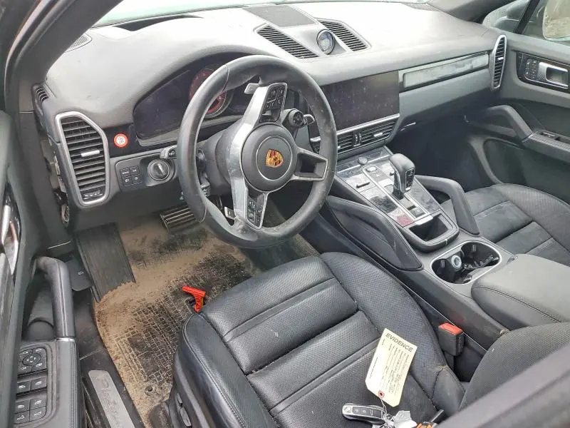 2023 PORSCHE CAYENNE S COUPE  