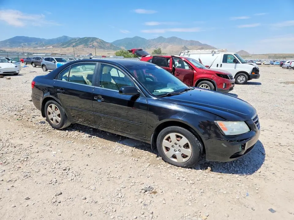 2010 HYUNDAI SONATA GLS  