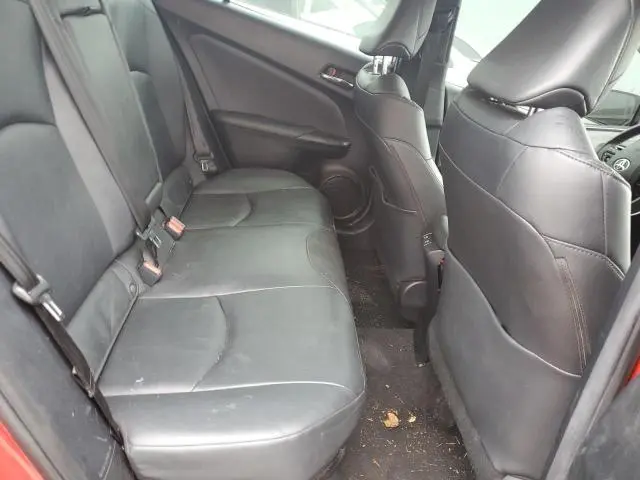 2022 TOYOTA PRIUS LE  