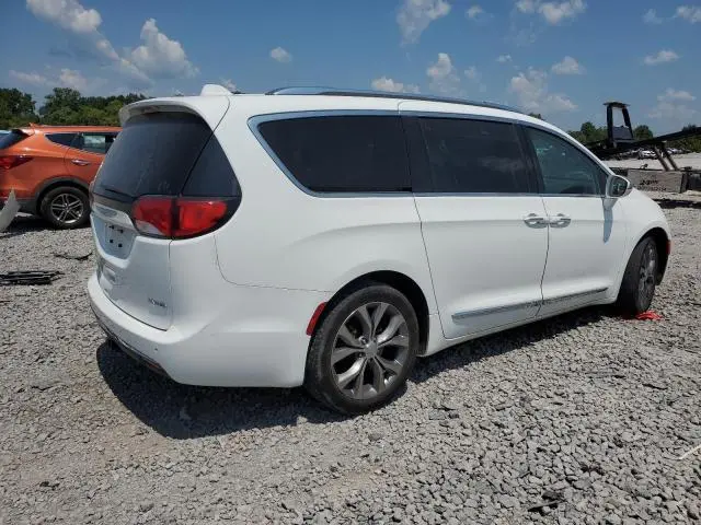 2017 CHRYSLER PACIFICA LIMITED  