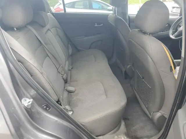 2016 KIA SPORTAGE LX  