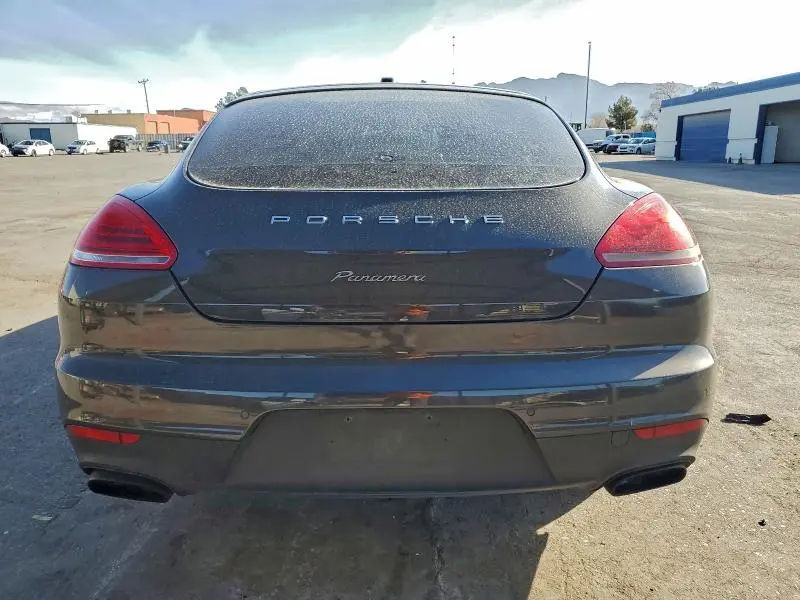 2014 PORSCHE PANAMERA 2  