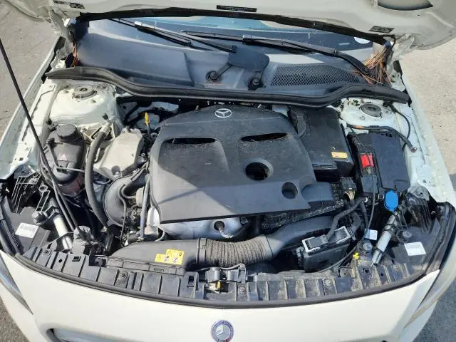 2016 MERCEDES-BENZ GLA 250  
