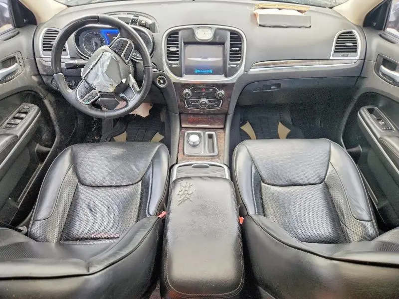 2019 CHRYSLER 300 LIMITED  