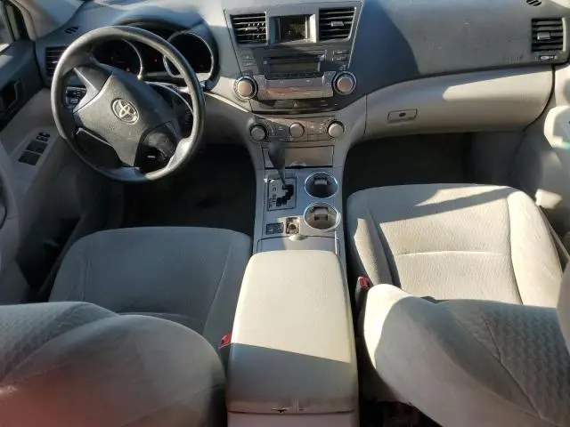 2010 TOYOTA HIGHLANDER