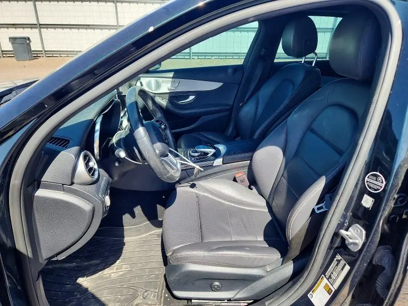 2019 MERCEDES-BENZ C300   