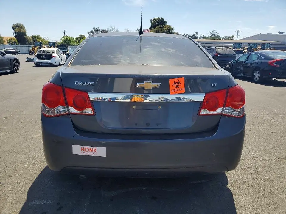 2013 CHEVROLET CRUZE LT  