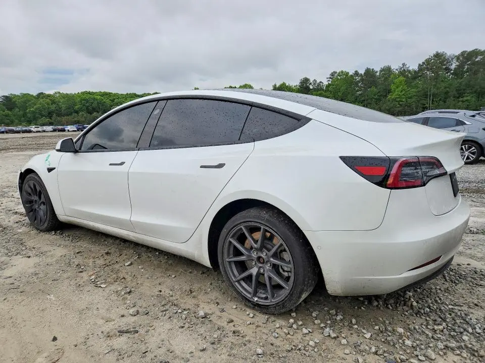 2021 TESLA MODEL 3   