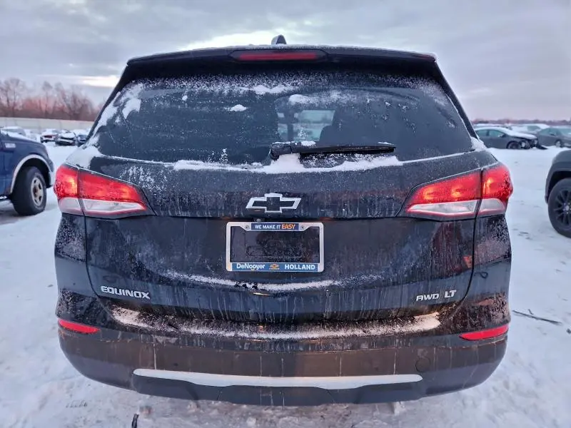 2022 CHEVROLET EQUINOX LT  