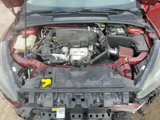 2016 FORD FOCUS SE  