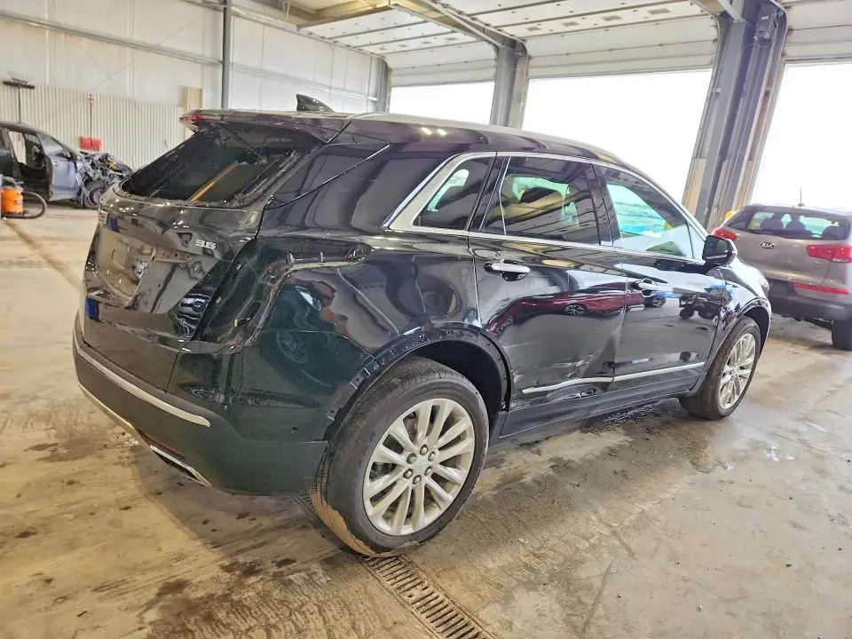 2017 CADILLAC XT5 PLATINUM  
