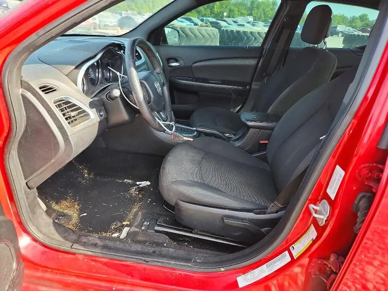 2013 DODGE AVENGER SE  