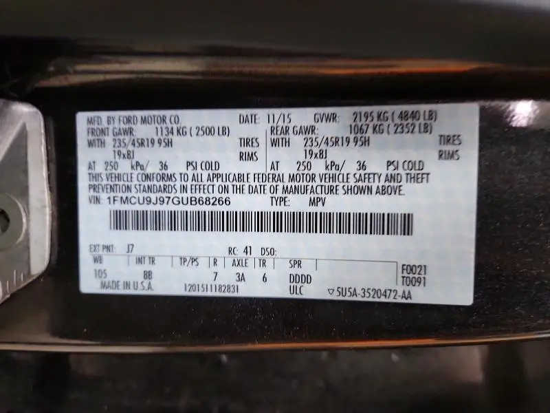 2016 FORD ESCAPE TITANIUM  