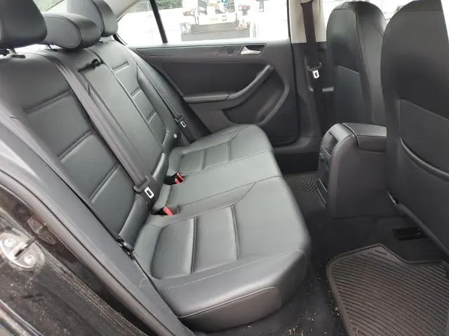 2014 VOLKSWAGEN JETTA SE  