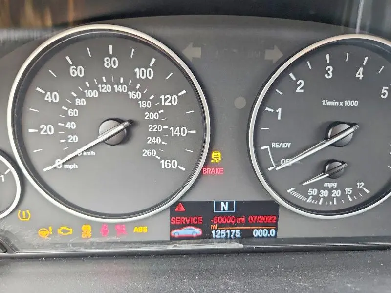 2016 BMW 320 XI  