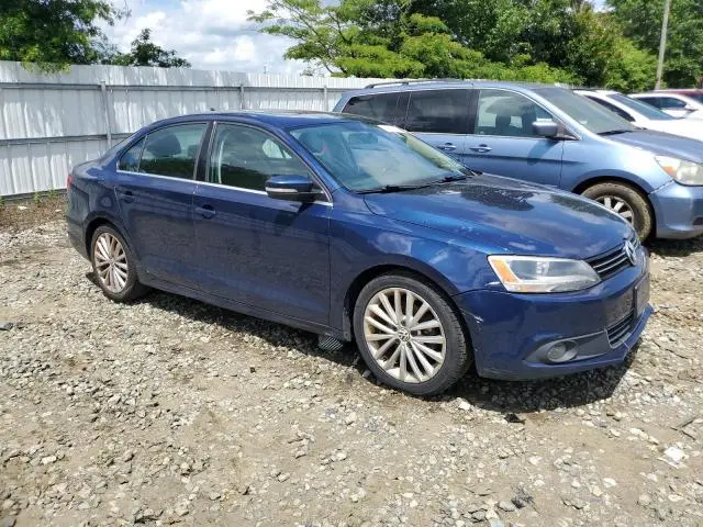 2011 VOLKSWAGEN JETTA SEL  