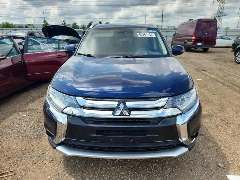 2017 MITSUBISHI OUTLANDER SE  