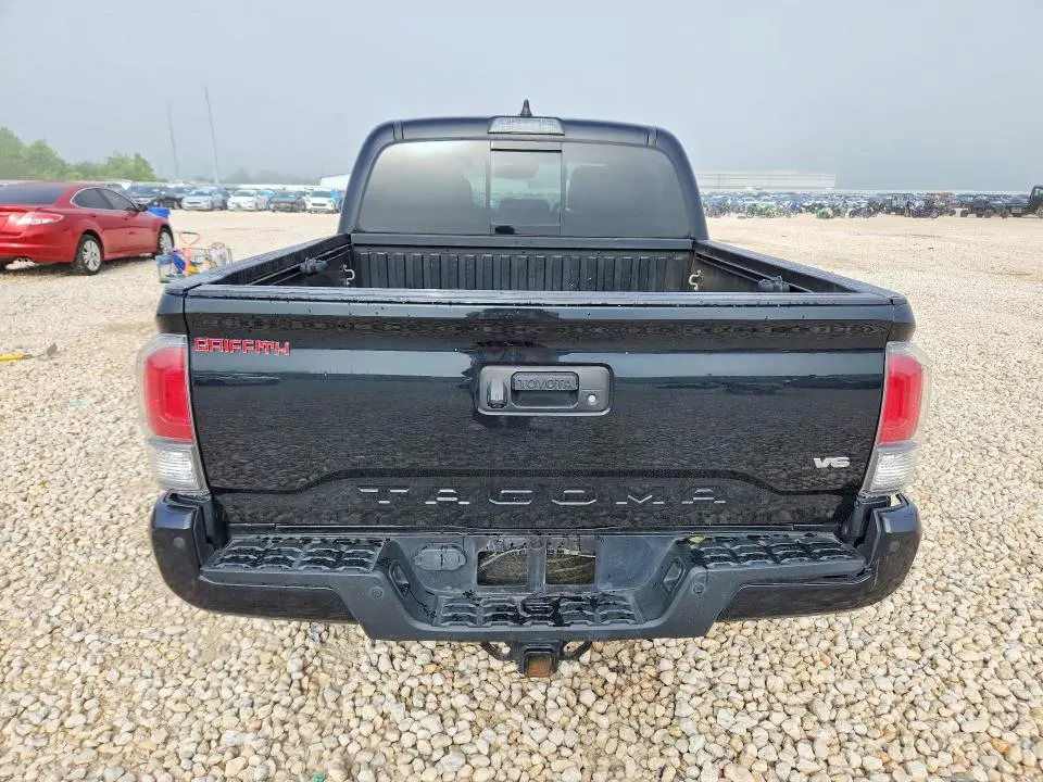 2020 TOYOTA TACOMA TRD SPORT  