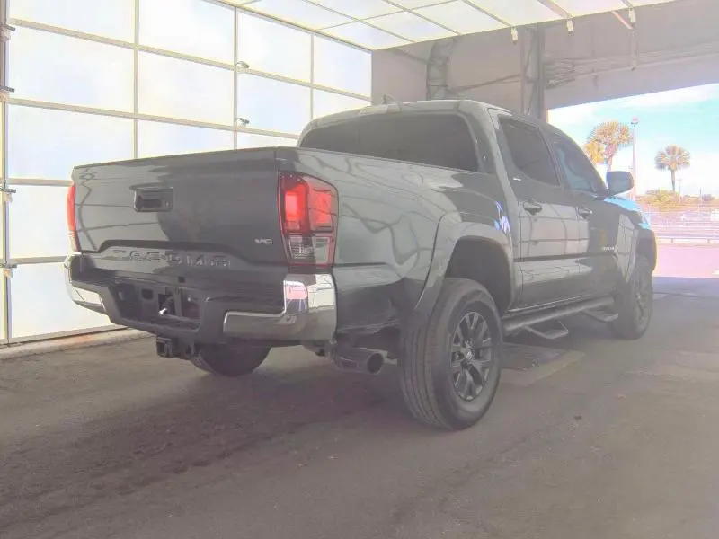 2021 TOYOTA TACOMA SR5 V6  