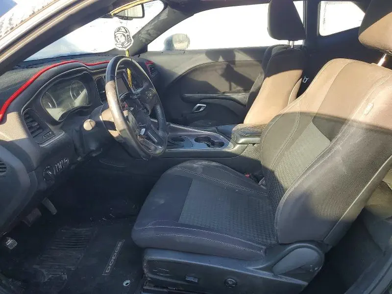 2015 DODGE CHALLENGER SXT  