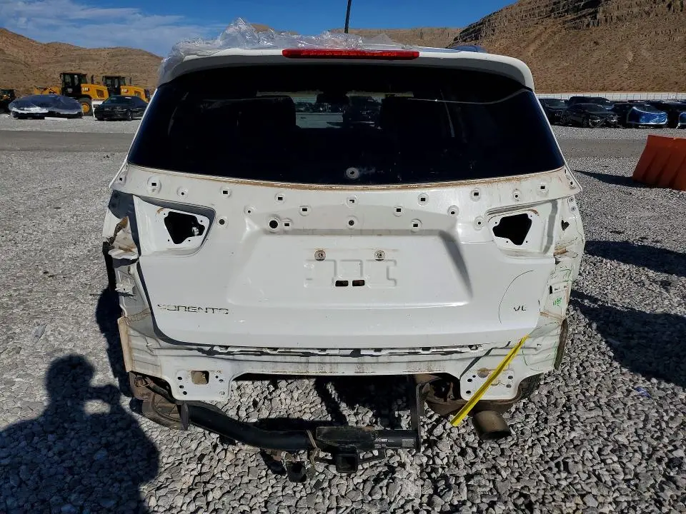 2017 KIA SORENTO LX V6  
