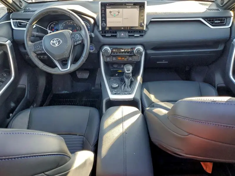 2022 TOYOTA RAV4 XSE  