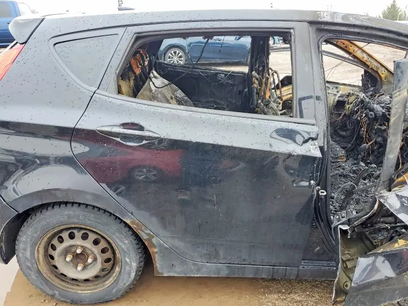 2013 HYUNDAI ACCENT GS  