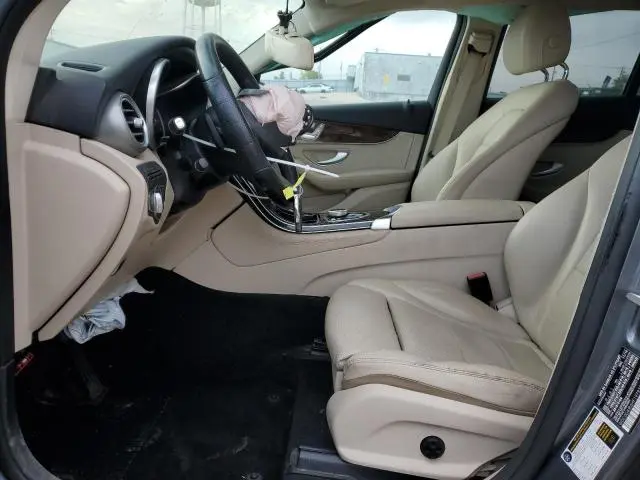 2017 MERCEDES-BENZ GLC 300  