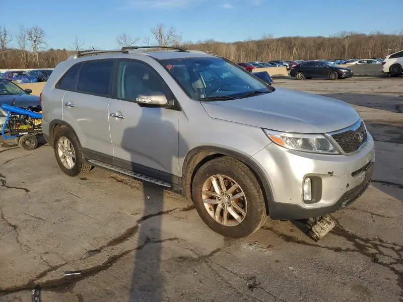 2014 KIA SORENTO LX  