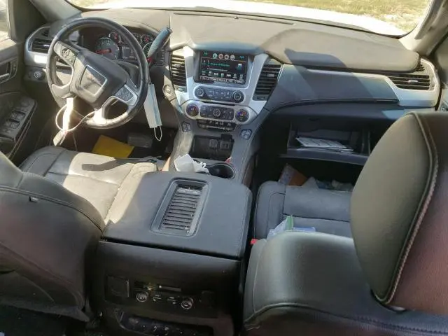 2017 GMC YUKON XL K1500 SLT  