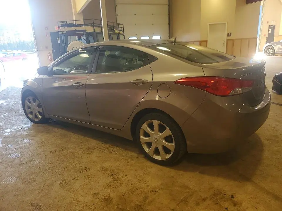 2011 HYUNDAI ELANTRA GLS  